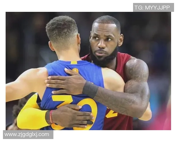 小卡与篮球明星的传奇故事揭示了他在球场上的非凡魅力与影响力